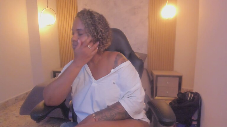 AyanaBrown's Streamate show and profile