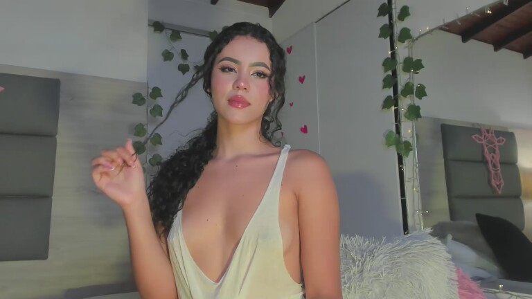 IsabellaRoos19's Streamate show and profile