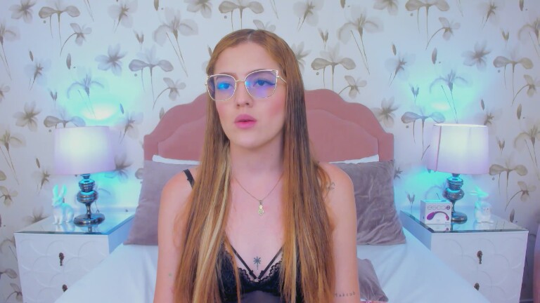 AlicceGray's Streamate show and profile