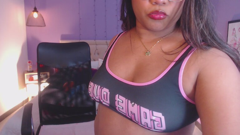 KataleyaMirrow's Streamate show and profile