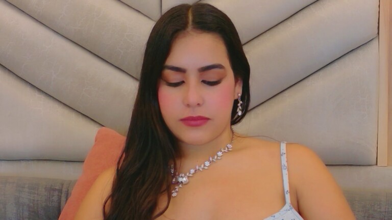 ThaliaGlow's Streamate show and profile