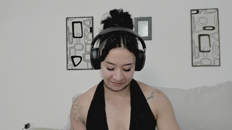 AngelMartins's Streamate show and profile