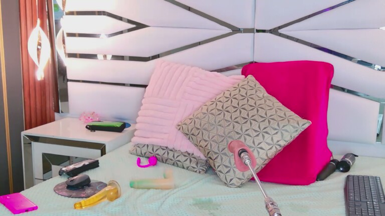 SabrinaaTaylor's Streamate show and profile