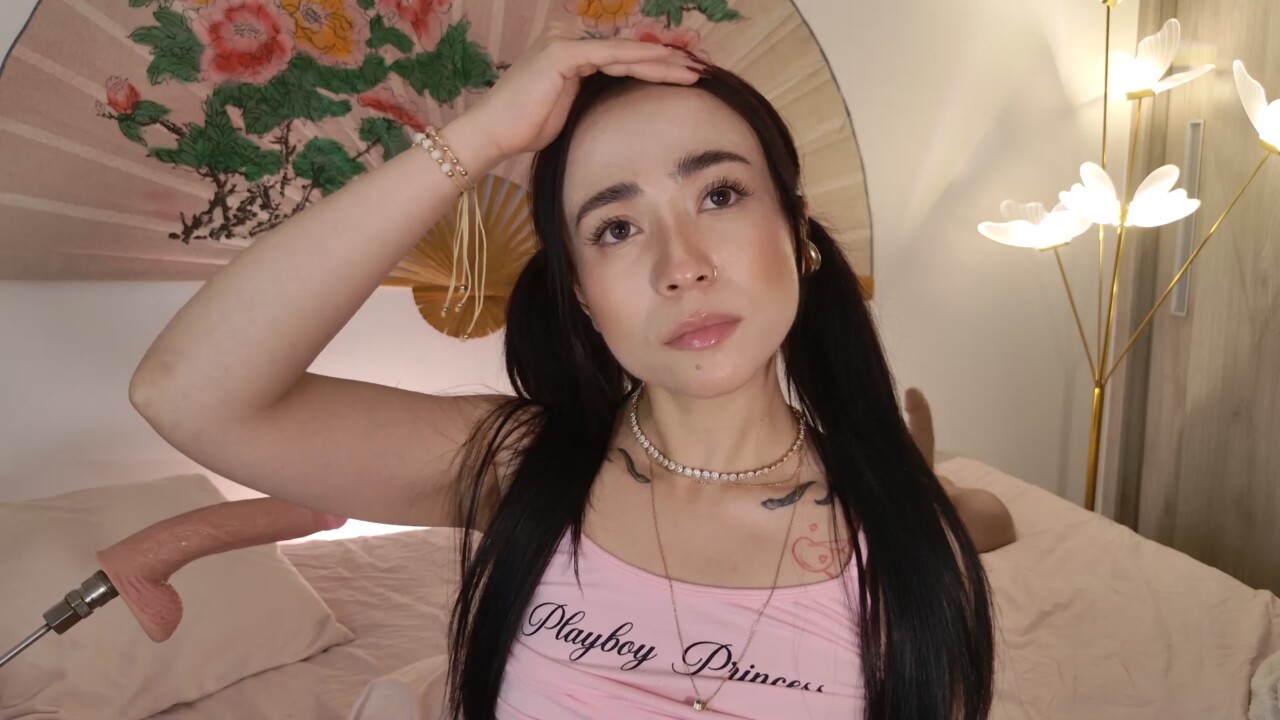 SweetSara33