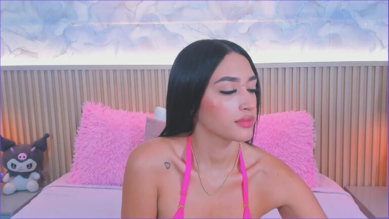 HemmaThompsonn's Streamate show and profile