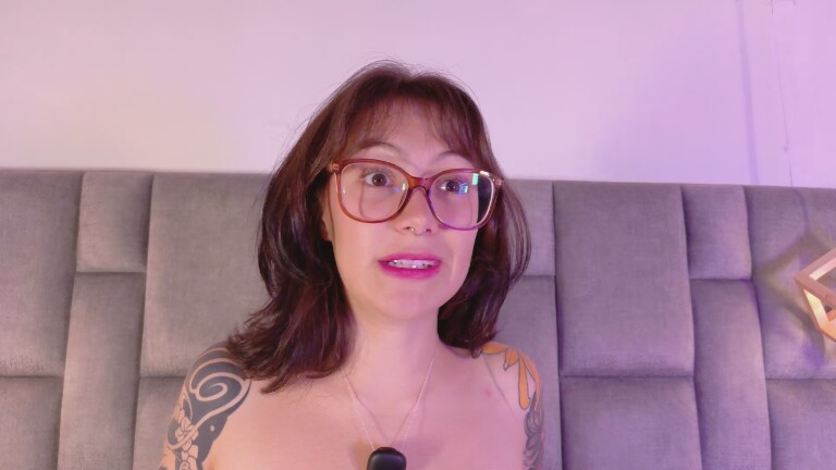 Isabella_Stewart's Streamate show and profile