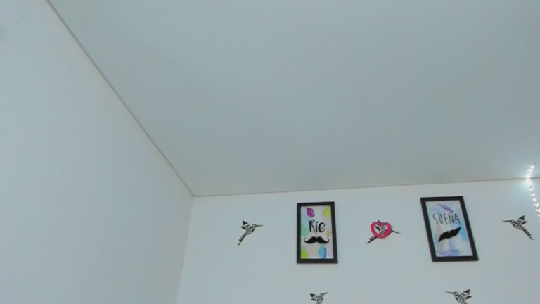 SarahRouxx's Streamate show and profile