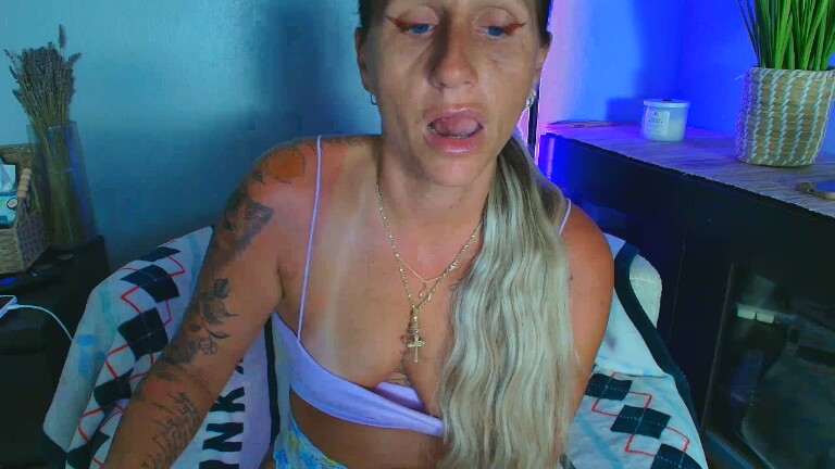 MayaMerciXoxo's Streamate show and profile