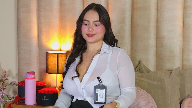 Evelin_Lombardi's Streamate show and profile