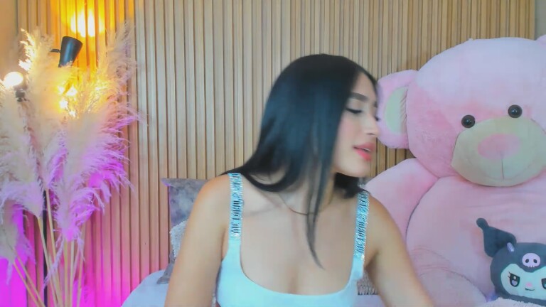 HemmaThompsonn's Streamate show and profile