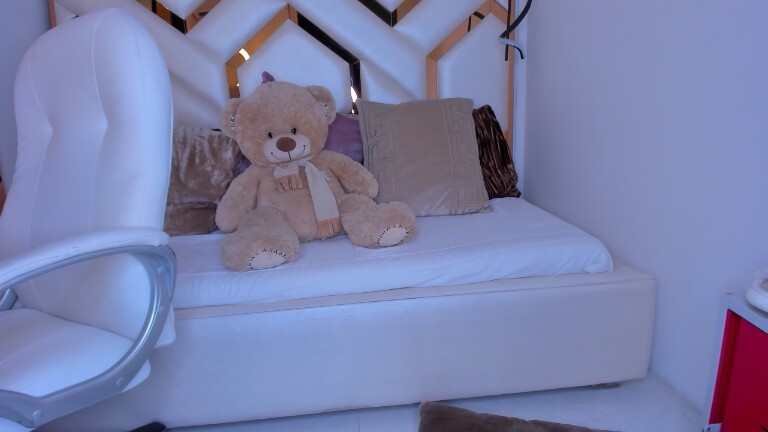 VictoriaHannz's Streamate show and profile