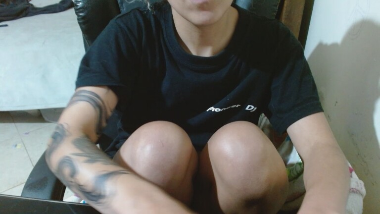 Lolaa888's Streamate show and profile