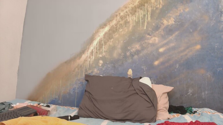 JuliaSweet21's Streamate show and profile