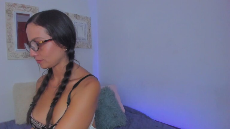 AriahDoll's Streamate show and profile