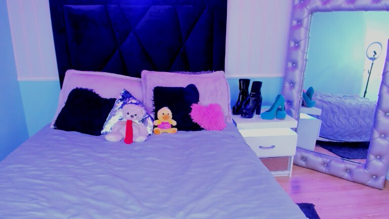 AngelinaDustin's Streamate show and profile