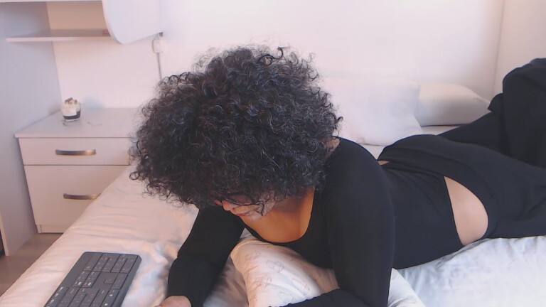 MartinaRuis's Streamate show and profile