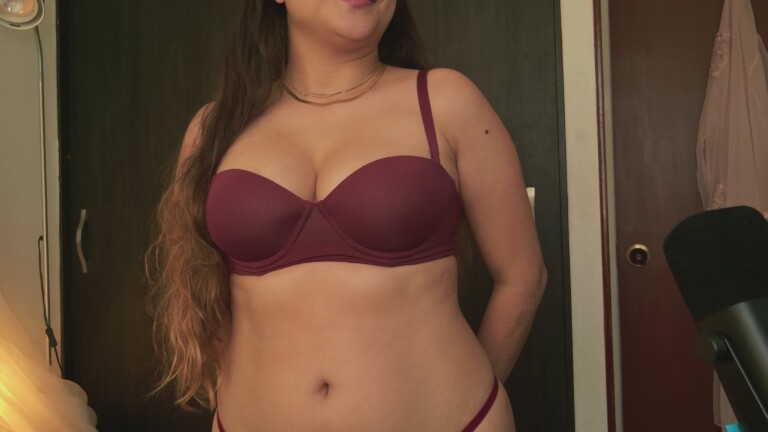 HaileyBunny_18's Streamate show and profile