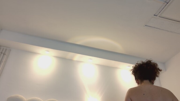 juliiabadleer's Streamate show and profile