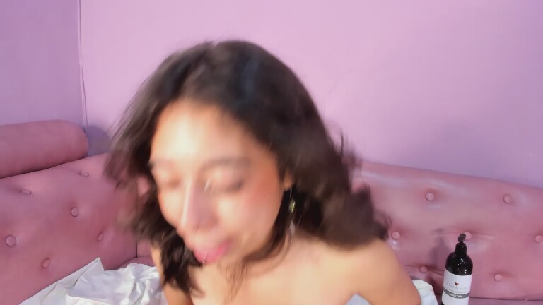 Samantha_Cullen's Streamate show and profile