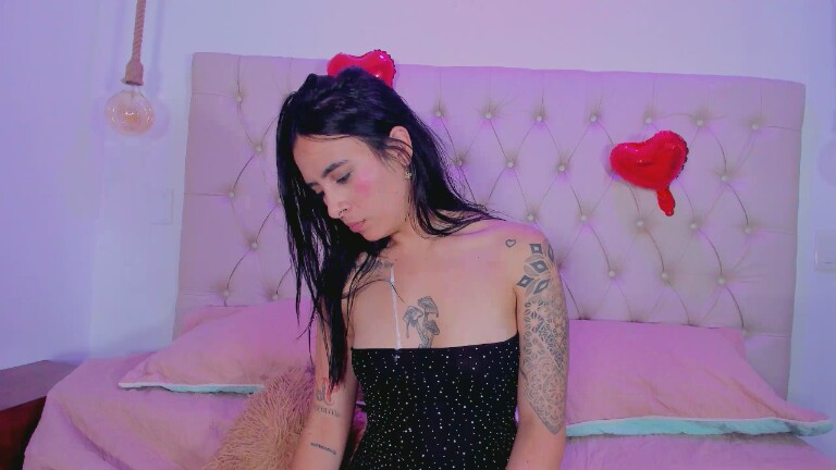 Luna_Storm's Streamate show and profile