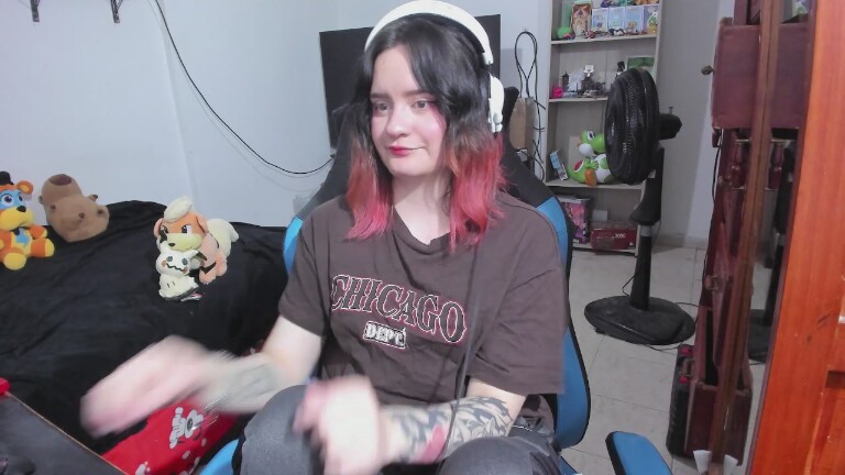 Red_Pandemonium's Streamate show and profile