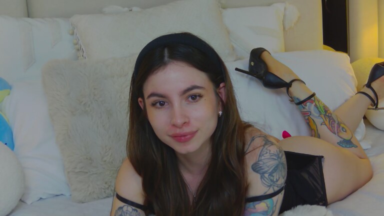 VivianBasset's Streamate show and profile