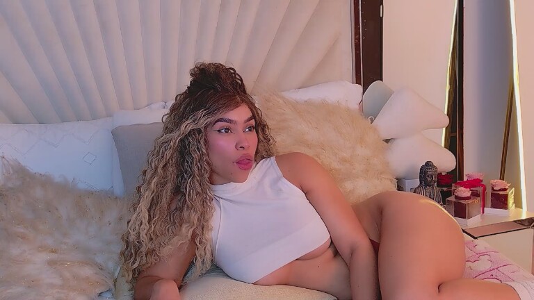 GingerPiiaf's Streamate show and profile