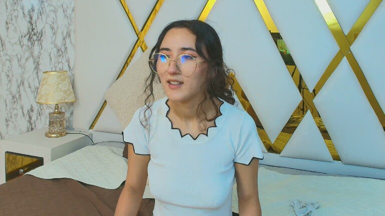 KristalKarter's Streamate show and profile