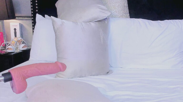 EmilyBlack69's Streamate show and profile