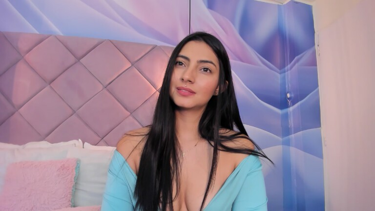 ViolletaRosse's Streamate show and profile