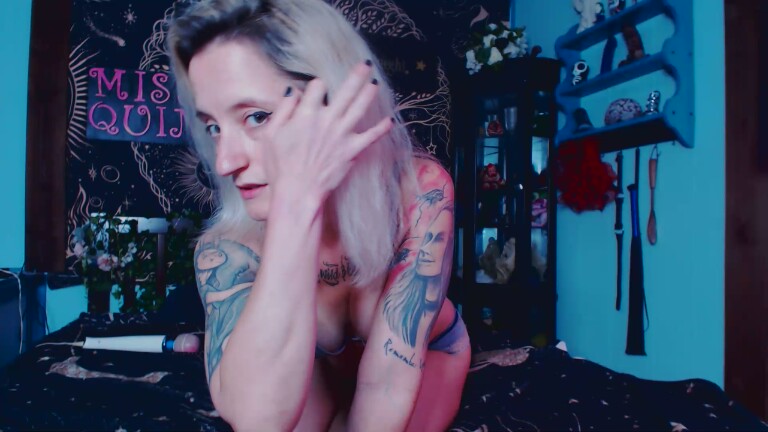 MissQuinCam's Streamate show and profile