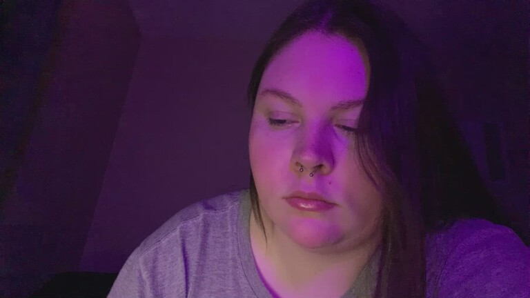 chillnsmoke's Streamate show and profile