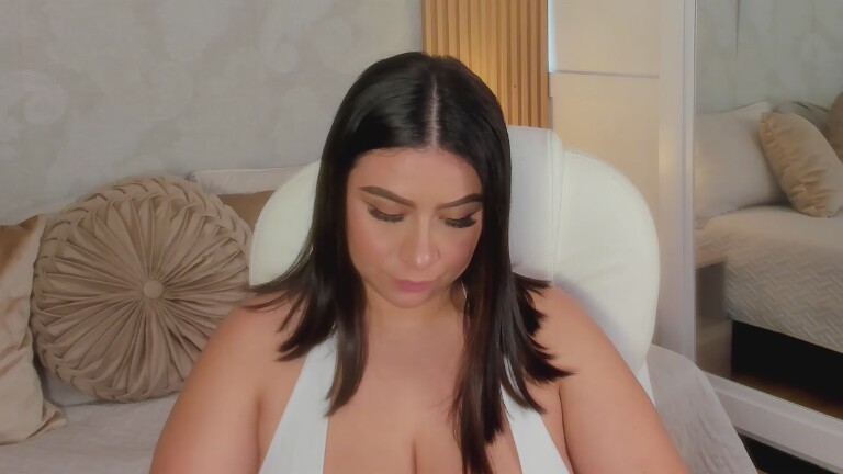 Ivanna_Ferrer's Streamate show and profile