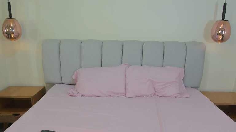 ImElliebell's Streamate show and profile