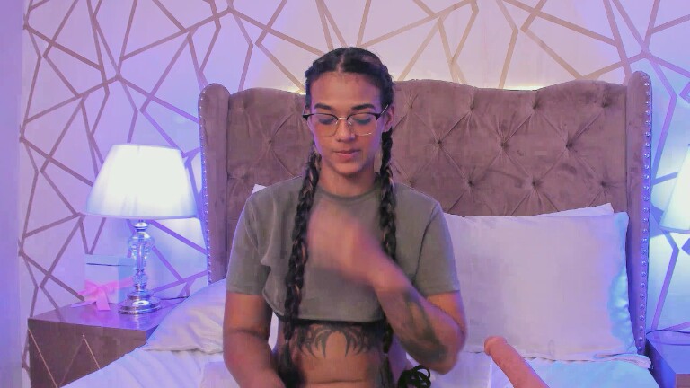 SaschaFit's Streamate show and profile