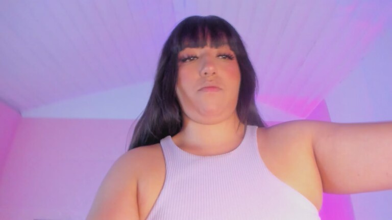 EmilyRoussee_s's Streamate show and profile