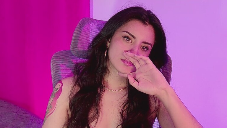 AmelieMeyer66's Streamate show and profile