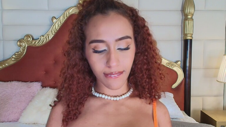 MaiaCox's Streamate show and profile