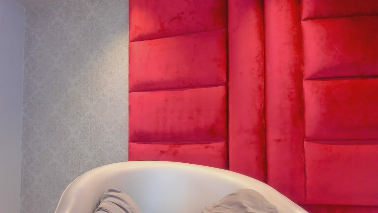 VictoriaFerro's Streamate show and profile