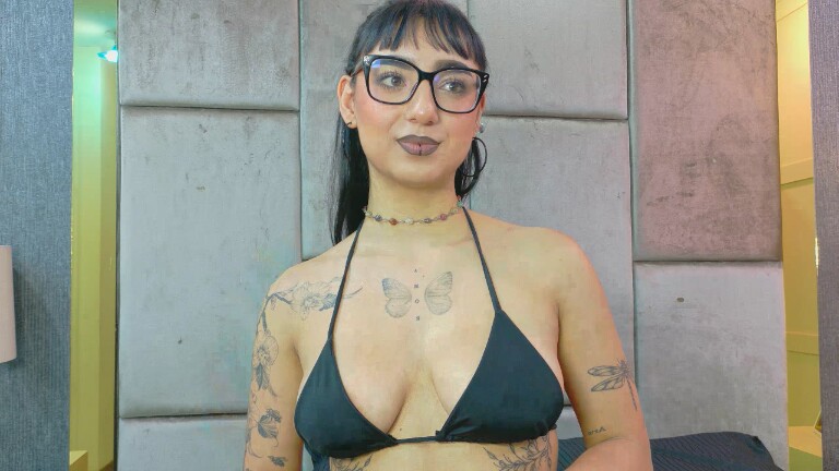 IrinaJoness's Streamate show and profile