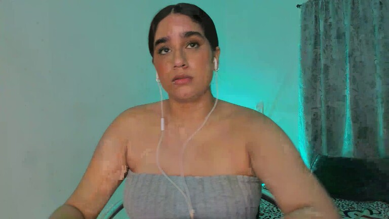 LlilyEvans's Streamate show and profile